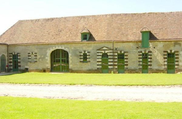 Chateau De Beaujeu Sens-Beaujeu Экстерьер фото